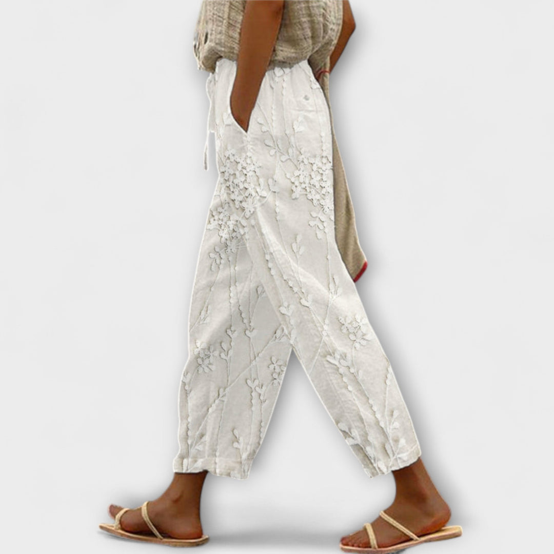 ZOEY – ELEGANTES WEINLAUB DESIGN