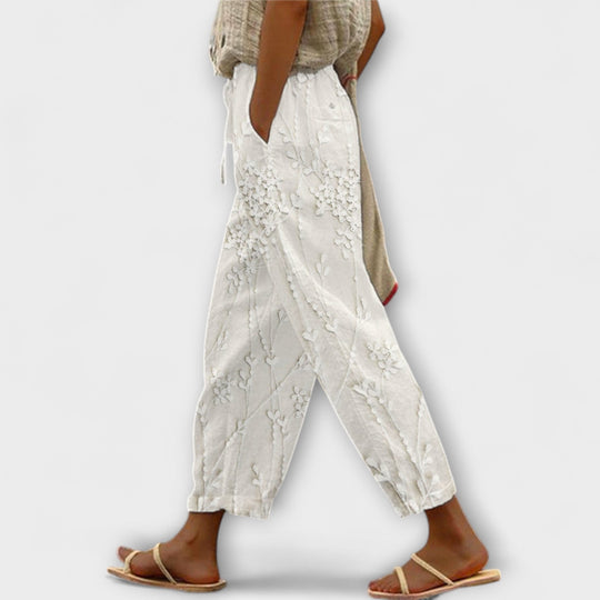 ZOEY – ELEGANTES WEINLAUB DESIGN