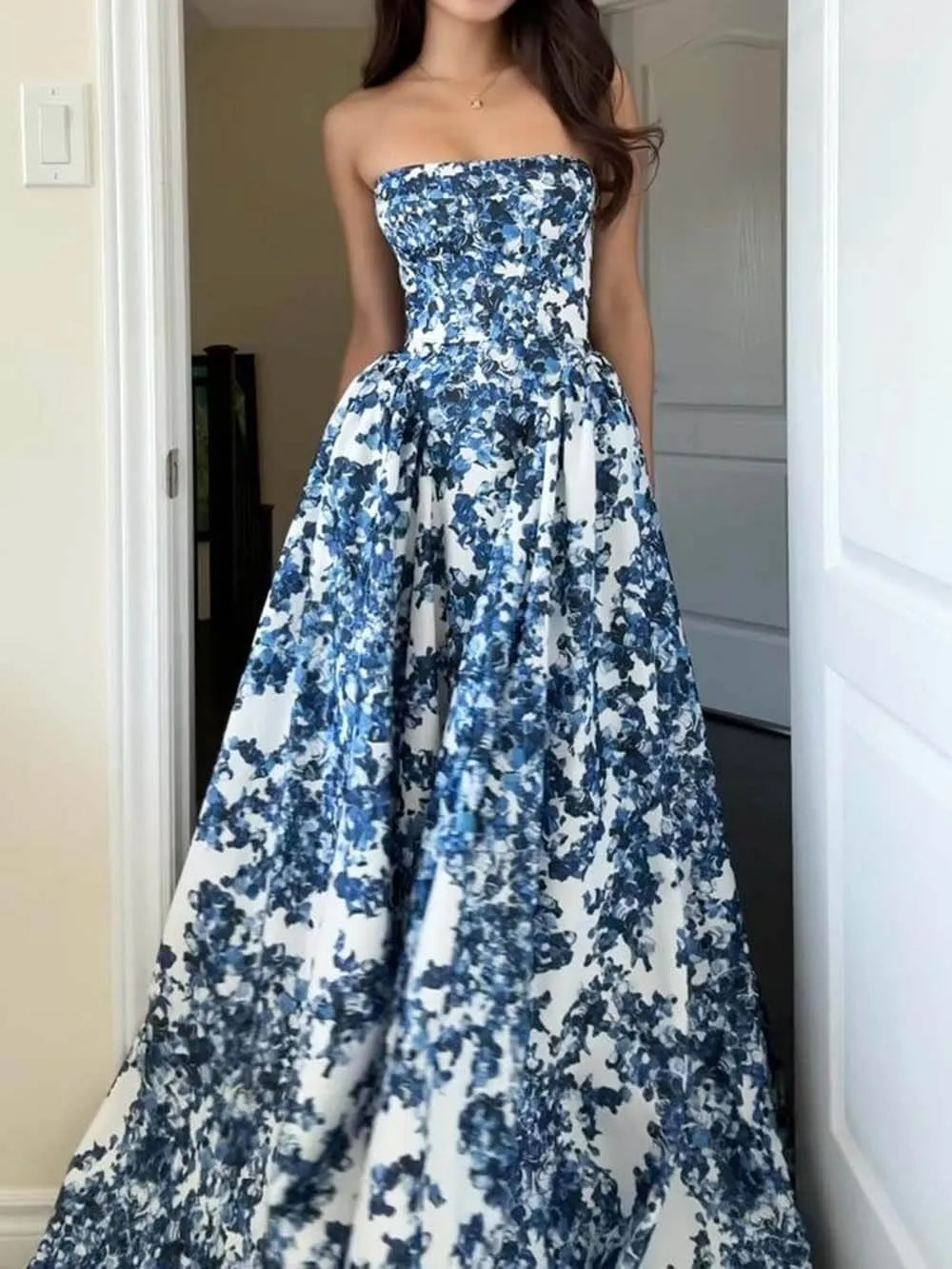 AITANA – ELEGANTES DESIGN FÜR JEDEN ANLASS