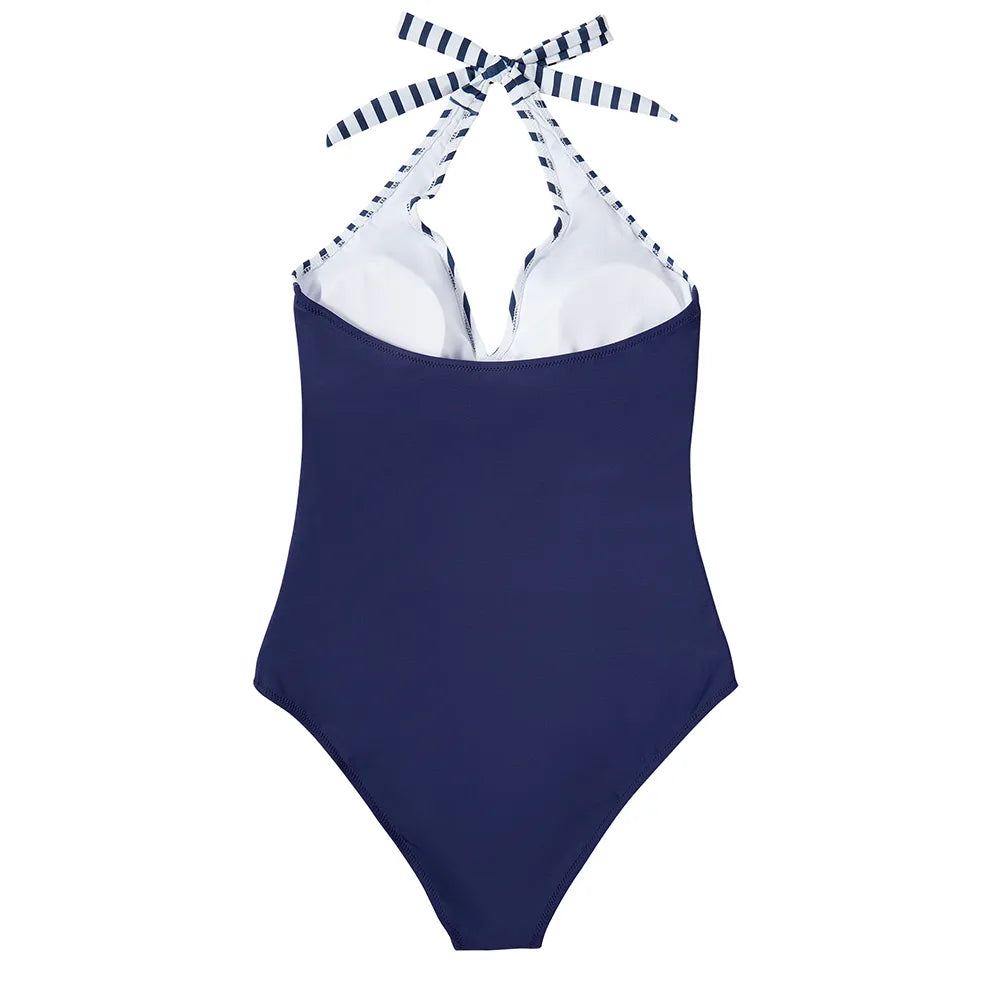 DAVIA – ELEGANTER HALTERNECK STIL