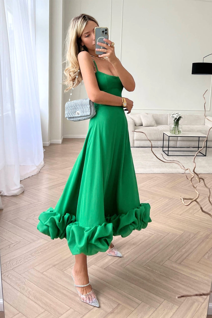 BLAIR – ELEGANTES FLIEßENDES DESIGN