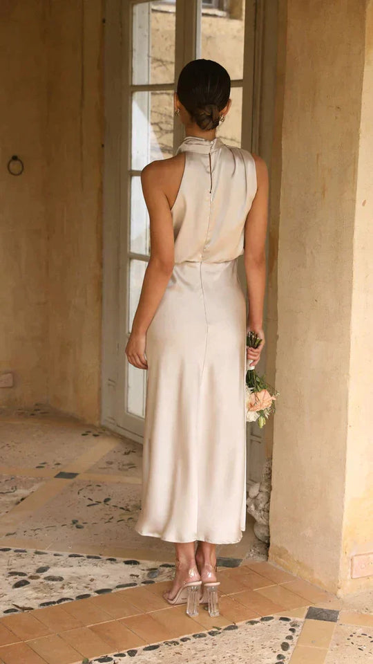 LANNA | GLÄNZENDES ABENDKLEID