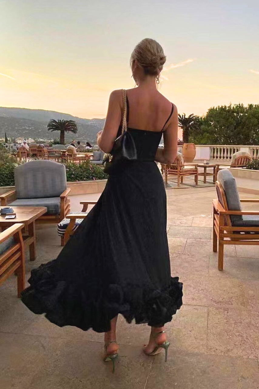 BLAIR – ELEGANTES FLIEßENDES DESIGN