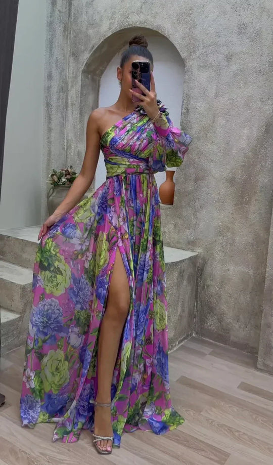 MCKENNA – ELEGANTES FLIEßENDES DESIGN