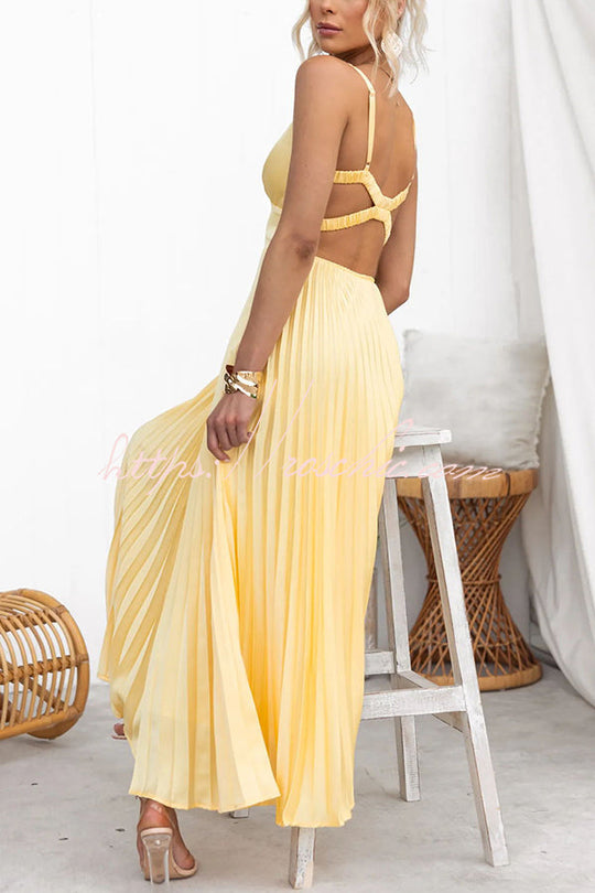 Lucy - Atemhaftes Plisseekleid