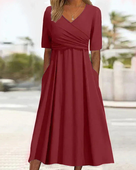 ANNABELLE – ELEGANTES KURZÄRMELIGES DESIGN