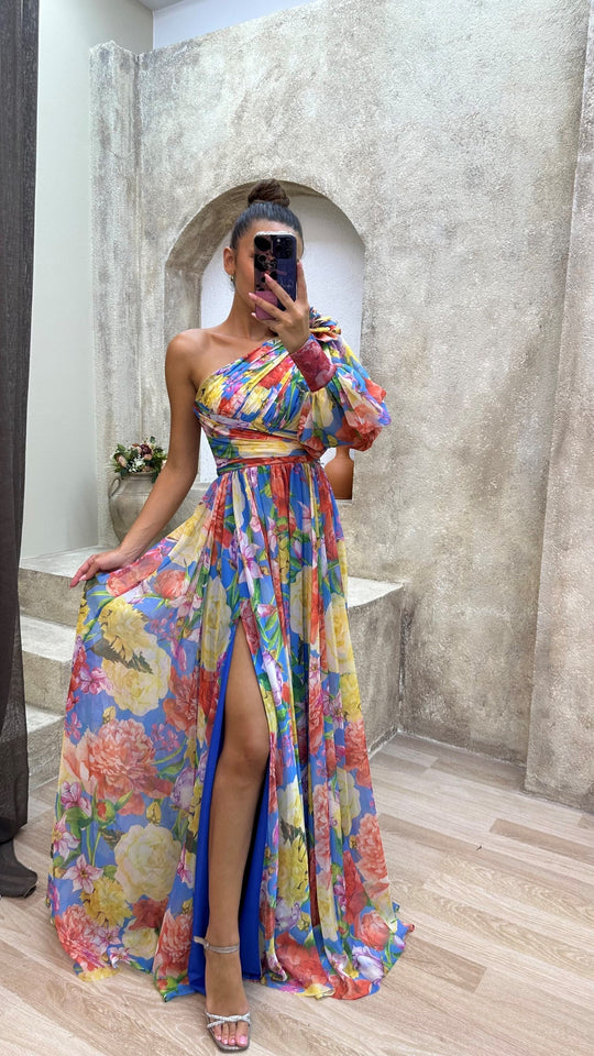 MCKENNA – ELEGANTES FLIEßENDES DESIGN