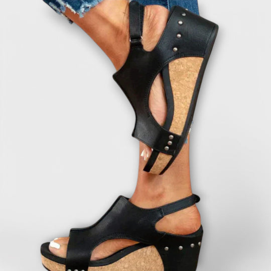 Orthopädische Schuhe mit Wedge-Absatz