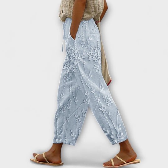 ZOEY – ELEGANTES WEINLAUB DESIGN