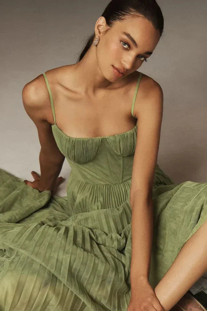 ISABELLA – ELEGANTES PLISSIERTES DESIGN