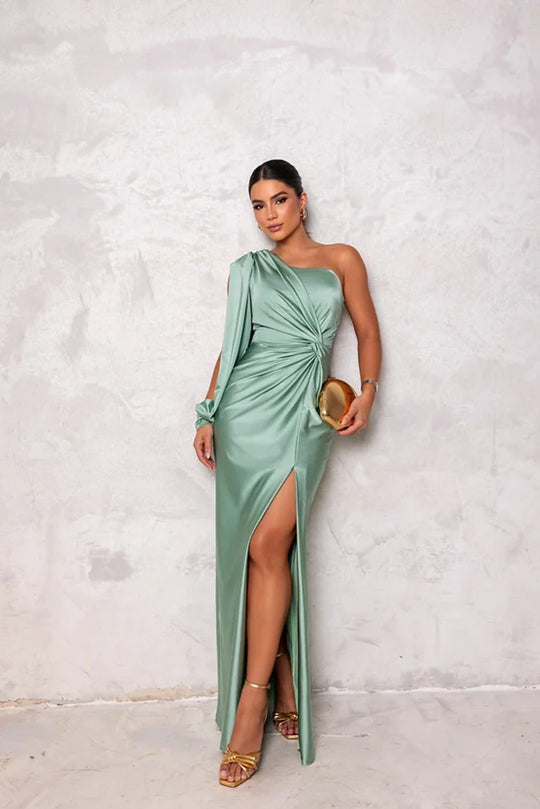 ANNA – ELEGANTE SILHOUETTE FÜR JEDEN ANLASS