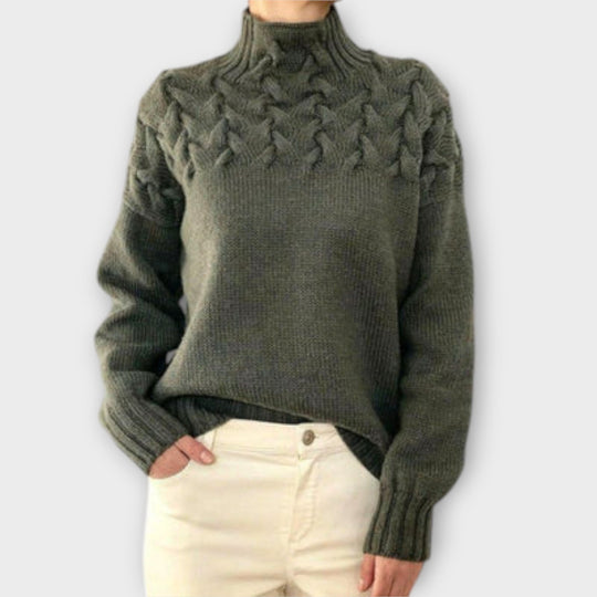 Damenpullover mit Kabelstrick-Detail