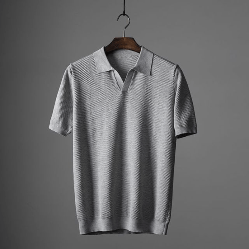 POLOSHIRT MIT KURZEN ÄRMELN – ELEGANT KOMFORTABEL VIELSEITIG