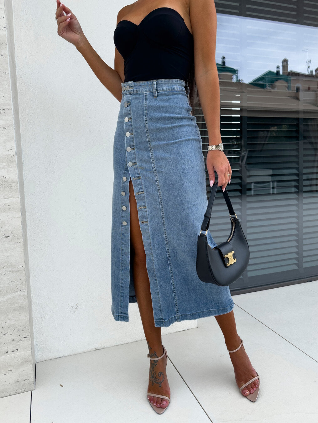 CHIARA – MODISCHER FIGURBETONTER JEANSROCK