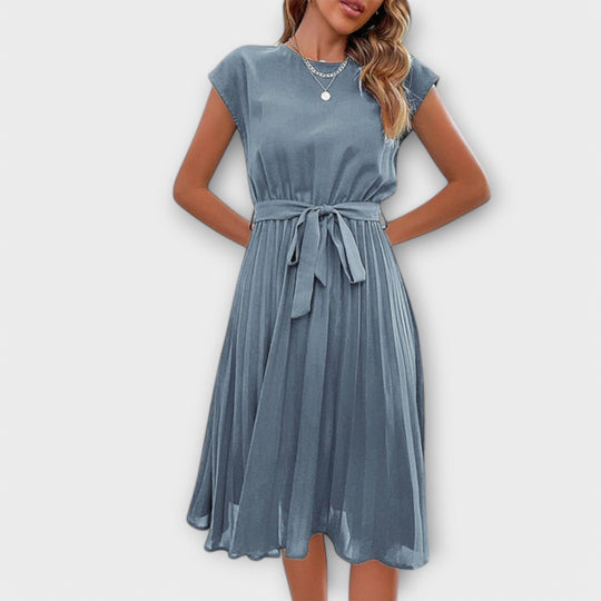 CLAIRE – ELEGANTES PLISSEE DESIGN