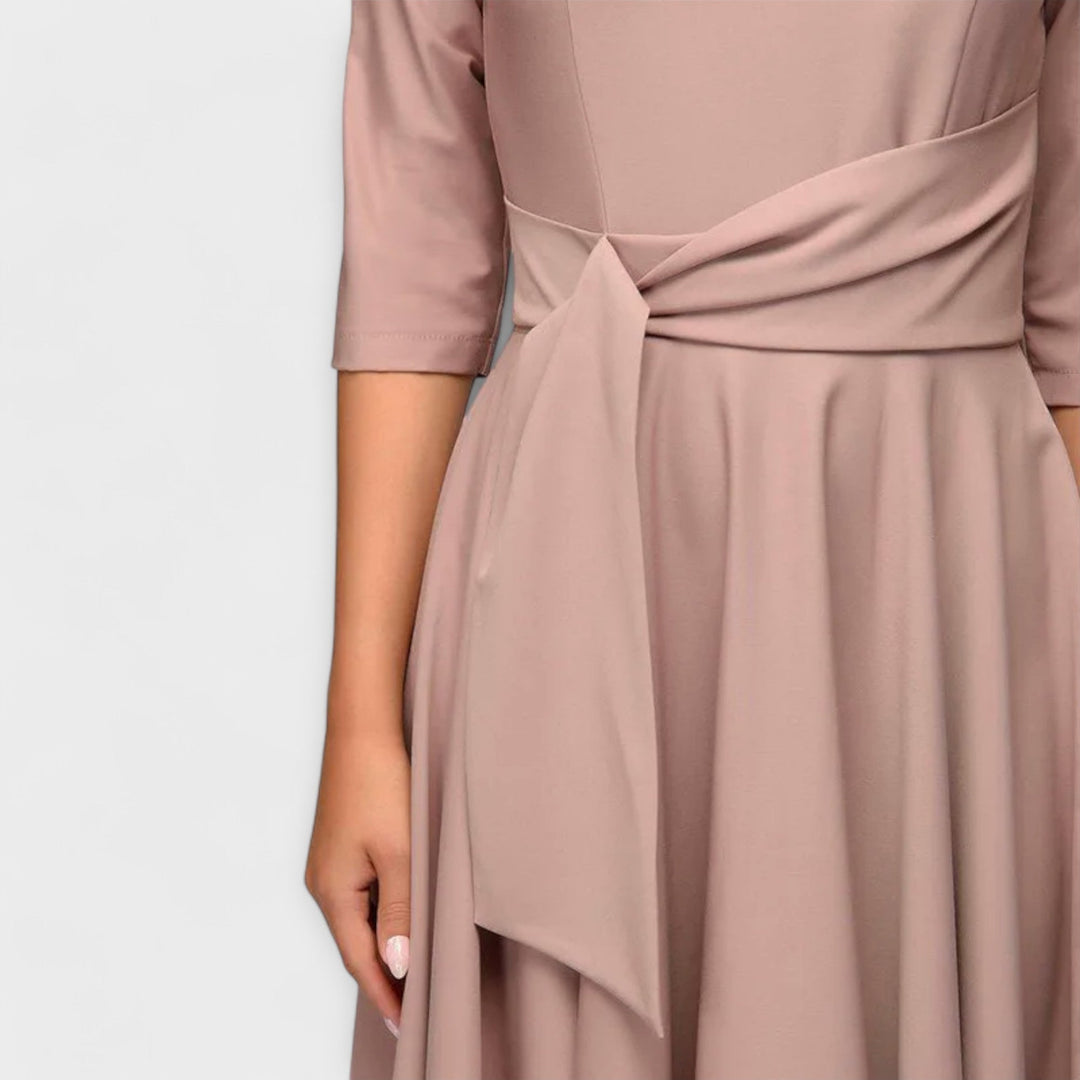 Elegantes Swingkleid