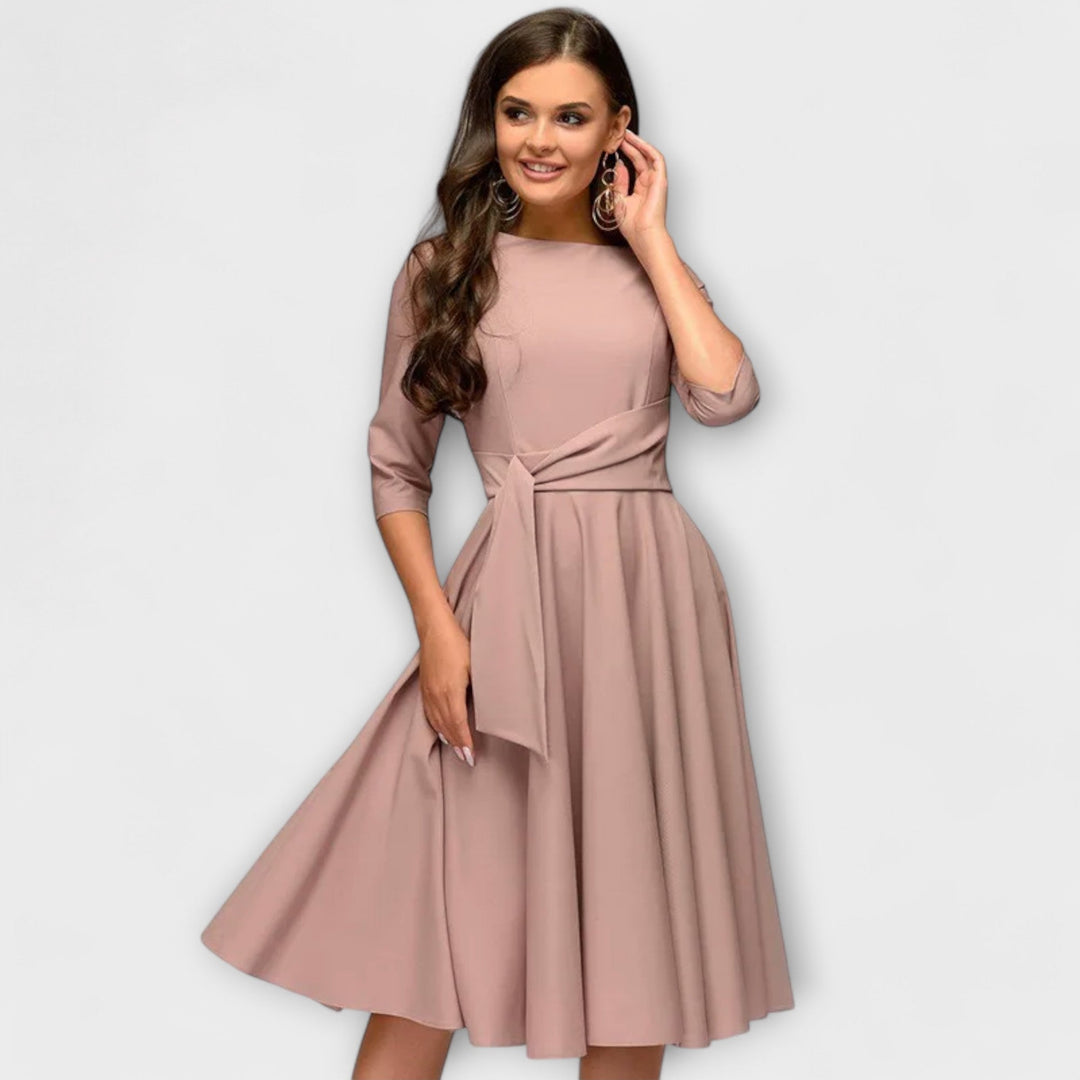 Elegantes Swingkleid