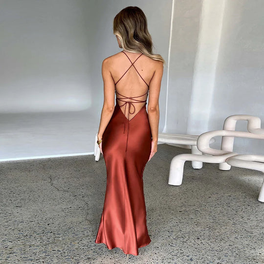 ALINA | ELEGANTER SEITENSCHLITZ
