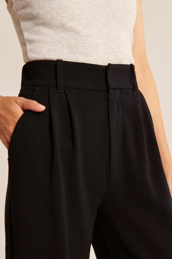 AERELLE – BEQUEME SCHNEIDERHOSE FÜR ALLE