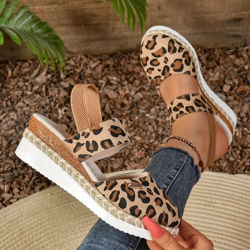 BRENDA ORTHOPÄDISCHE SANDALEN – KOMFORT FÜR FÜSSE