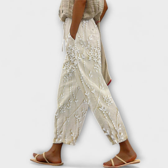 ZOEY – ELEGANTES WEINLAUB DESIGN
