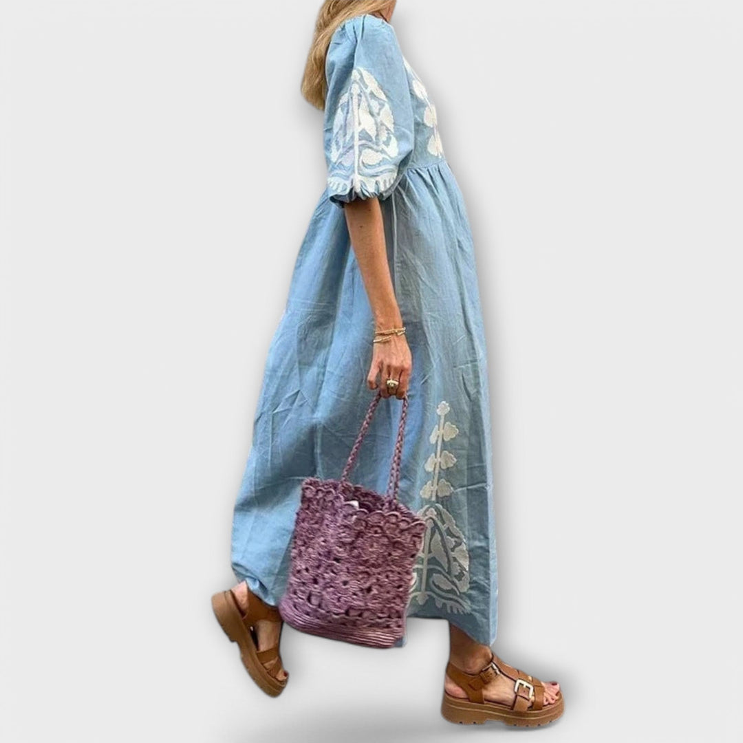 Bedrucktes Kleid für mühelose Eleganz