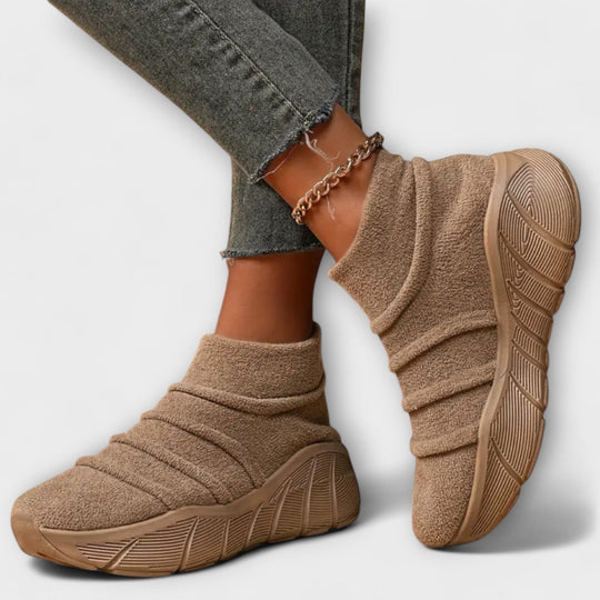 BEQUEME LAUFSCHUHE - ULTIMATIVER KOMFORT, BEI JEDEM SCHRITT -