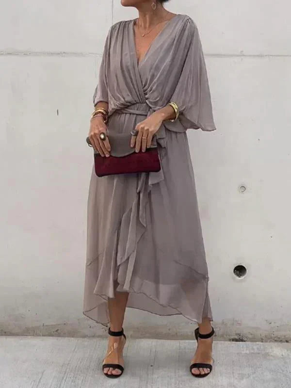 DARIA | LEICHTES KLEID MIT V-AUSSCHNITT