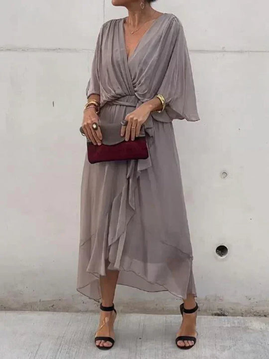 DARIA | LEICHTES KLEID MIT V-AUSSCHNITT