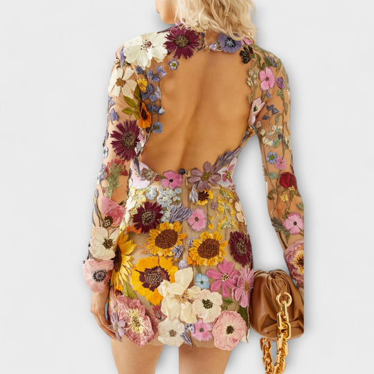 Kleid mit 3D-Blumenmuster