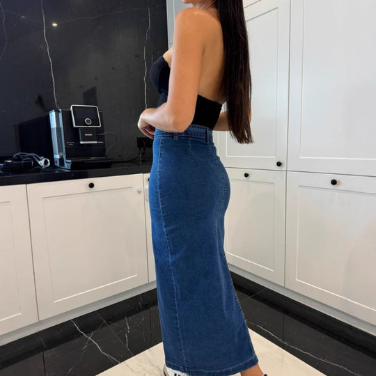 CHIARA – MODISCHER FIGURBETONTER JEANSROCK