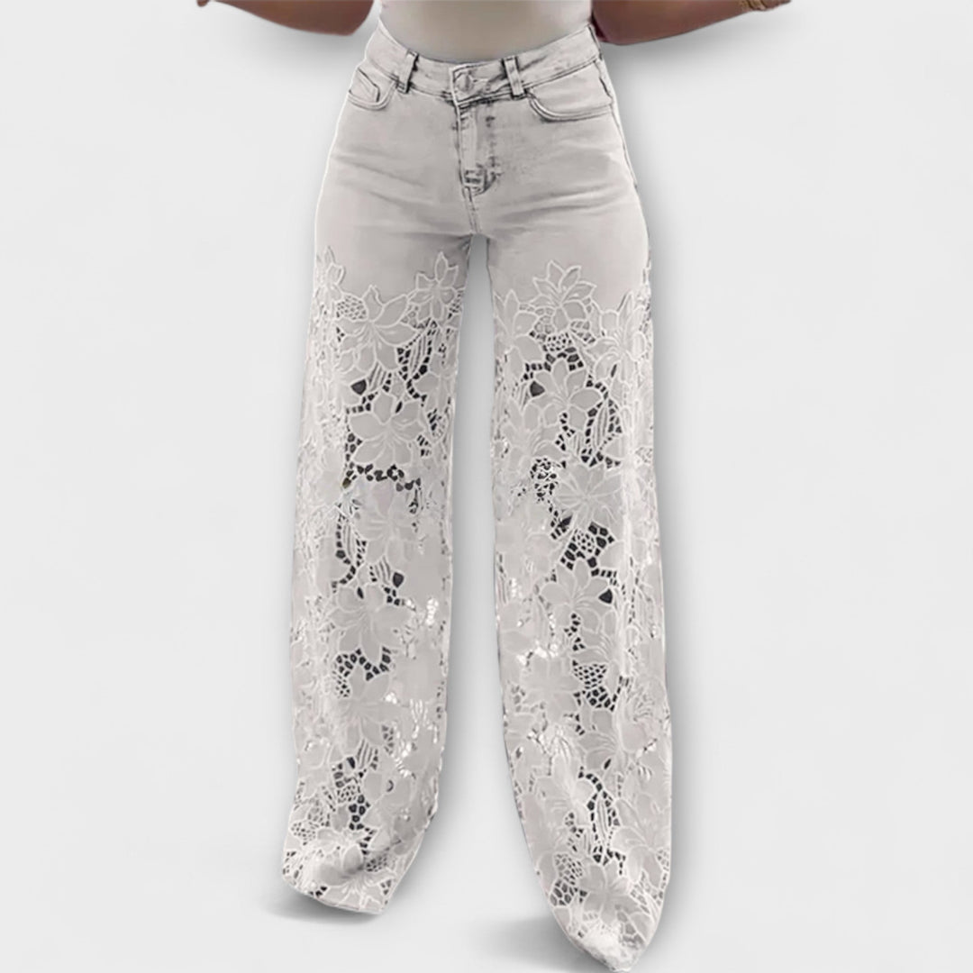 JENNIE - TRENDIGE SPITZEN-PATCHWORK-JEANS