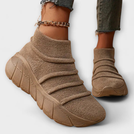 BEQUEME LAUFSCHUHE - ULTIMATIVER KOMFORT, BEI JEDEM SCHRITT -